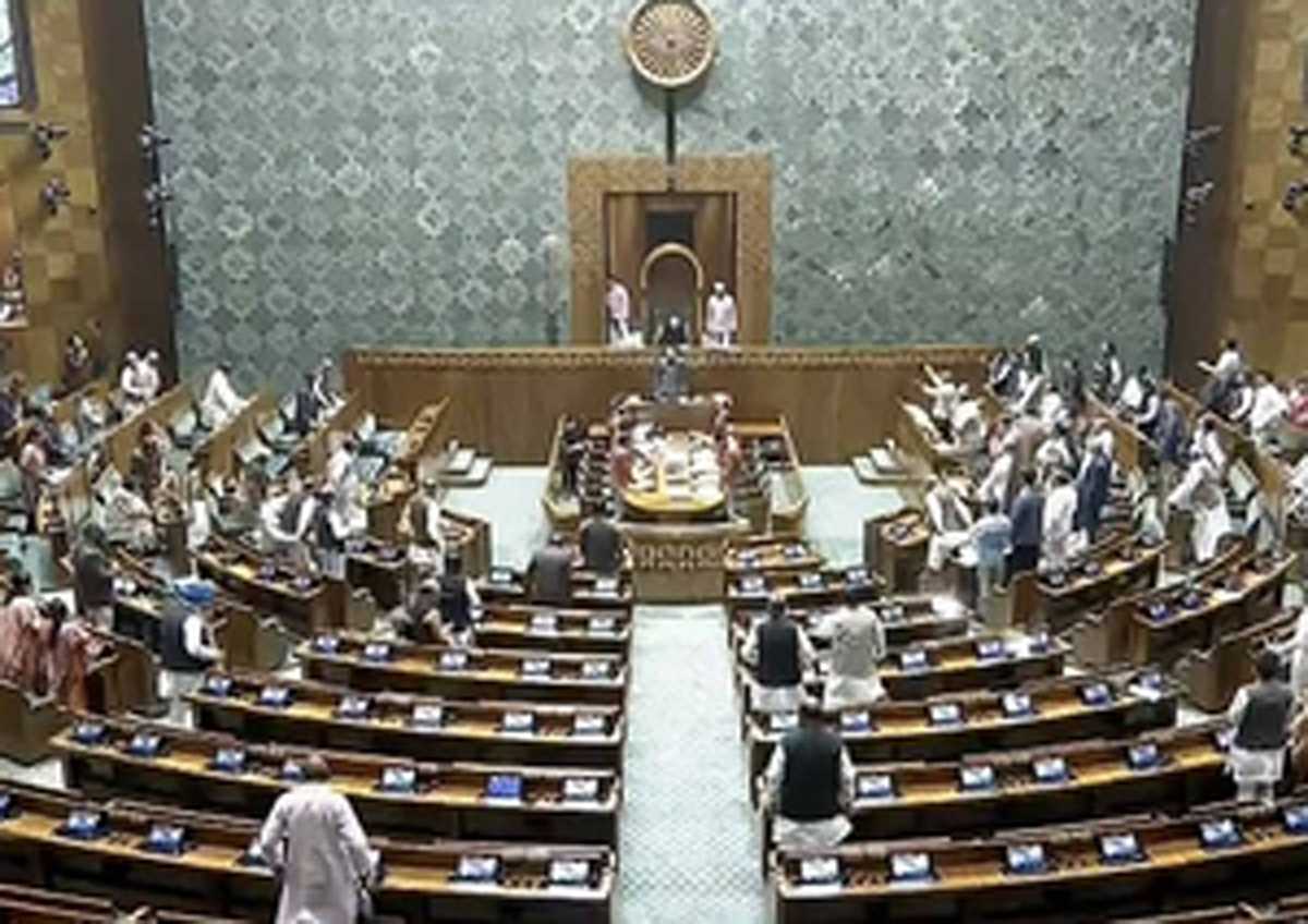 नियमों की अवहेलना के कारण 33 सांसदों को निलंबित करने का कठोर फैसला करना पड़ा : पीठासीन सभापति राजेंद्र अग्रवाल